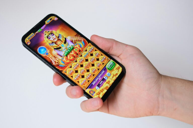 Top Mobile Games Featuring Engaging Daily Challenges
