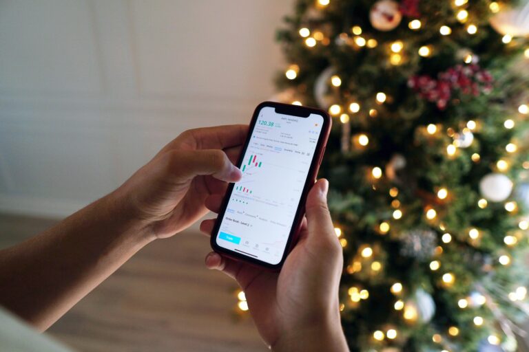 Top Holiday Sale and Event Apps: An Analytical Review Top Holiday Sale and Event Apps: An Analytical Review