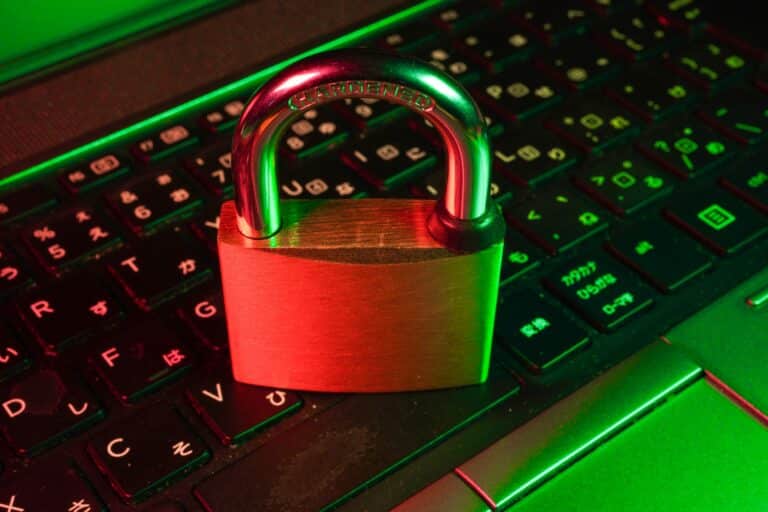Analyzing the Effectiveness of Security Alert Apps for Cyber Threats