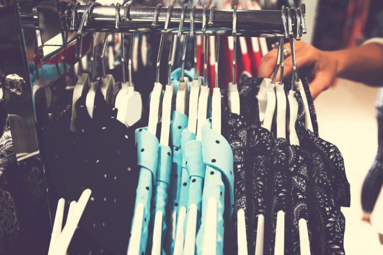 Top Apps Analyzed for Thrift and Secondhand Shopping Deals