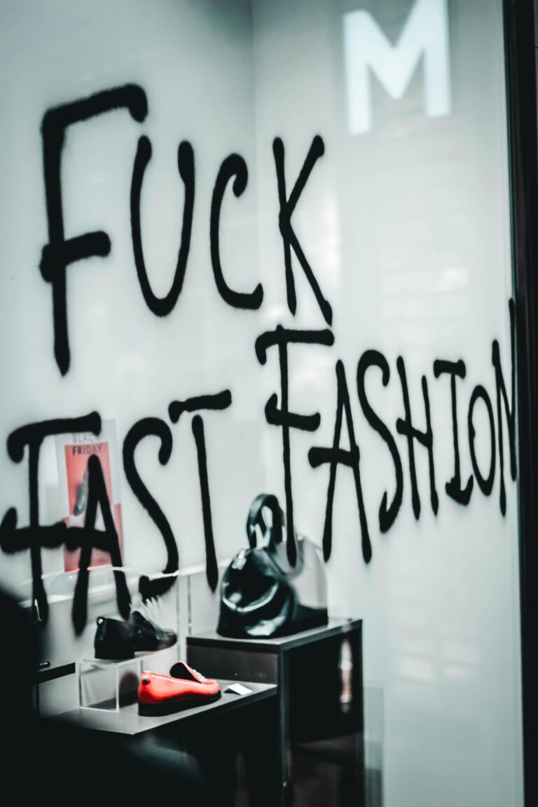 Top Fashion Shopping Apps for Trendy and Stylish Finds