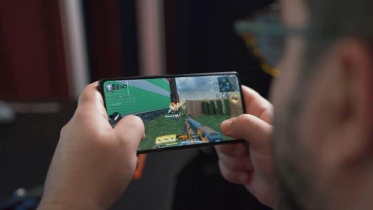 Analyzing the Most Popular Battle Royale Games on Mobile Platforms