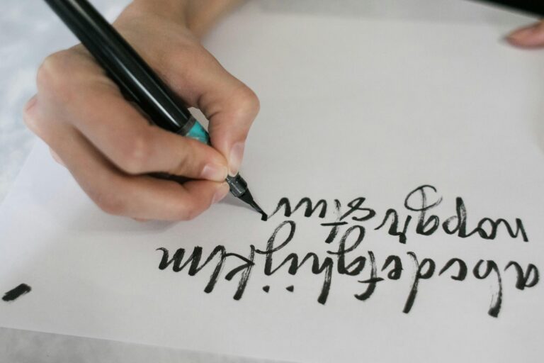 Top Hand Lettering & Calligraphy Apps: A Comprehensive Analysis