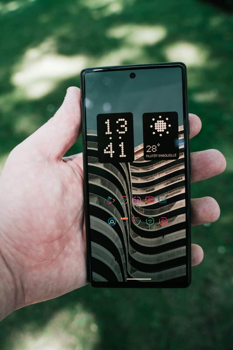 Analyzing Top Mobile Games Featuring Stunning Art Styles