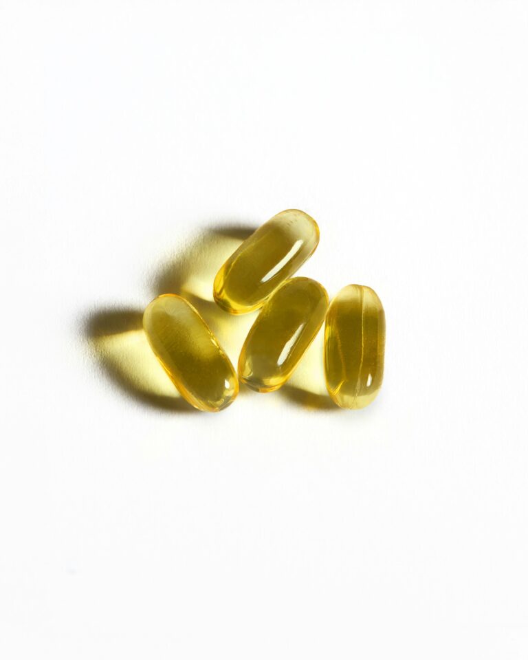 Evaluating Apps for Monitoring Vitamin and Supplement Intake