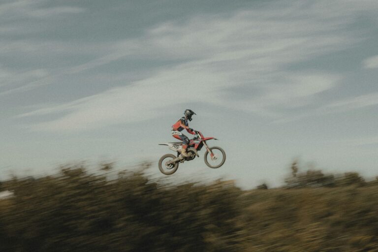 Top Apps for Adding Motion Effects to Still Photos: Analysis