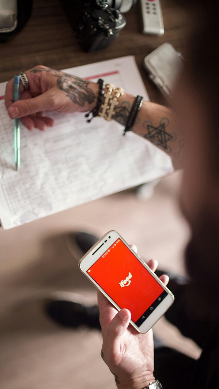 Evaluating Apps That Enhance Goal Setting and Tracking Efficiency