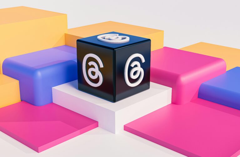 Top Apps for Designing Digital Stickers and Emojis: An Analysis