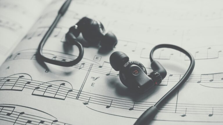 Top Analytical Tools for Managing Extensive Music Libraries