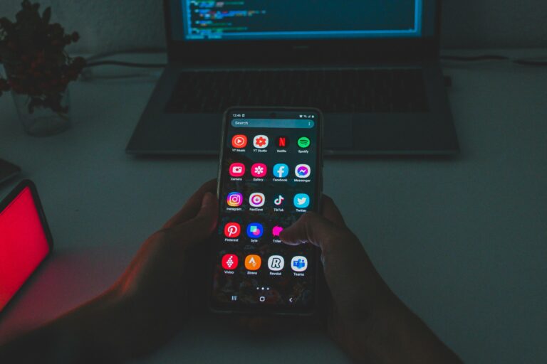 Top Mobile Antivirus Apps: An Analytical Security Review