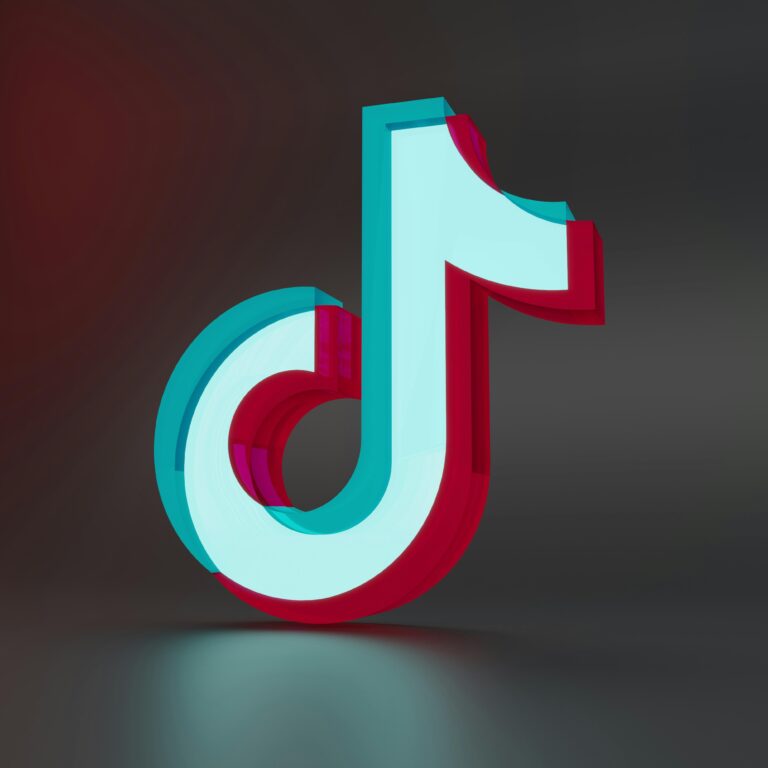 Top Music Identification and Lyrics Apps: An Analytical Review