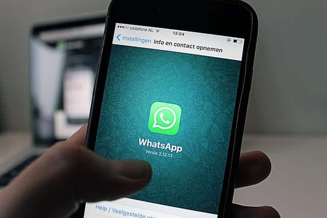Analyzing Secure Messaging Apps Offering End-to-End Encryption Analyzing Secure Messaging Apps Offering End-to-End Encryption